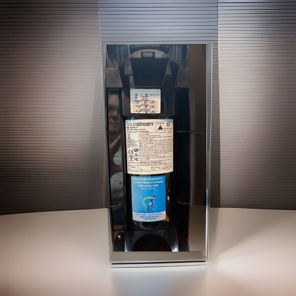 SodaStream Fizzi Spirit One-Touch SOT-001 Sparkling Water Maker - Picture 5 of 5